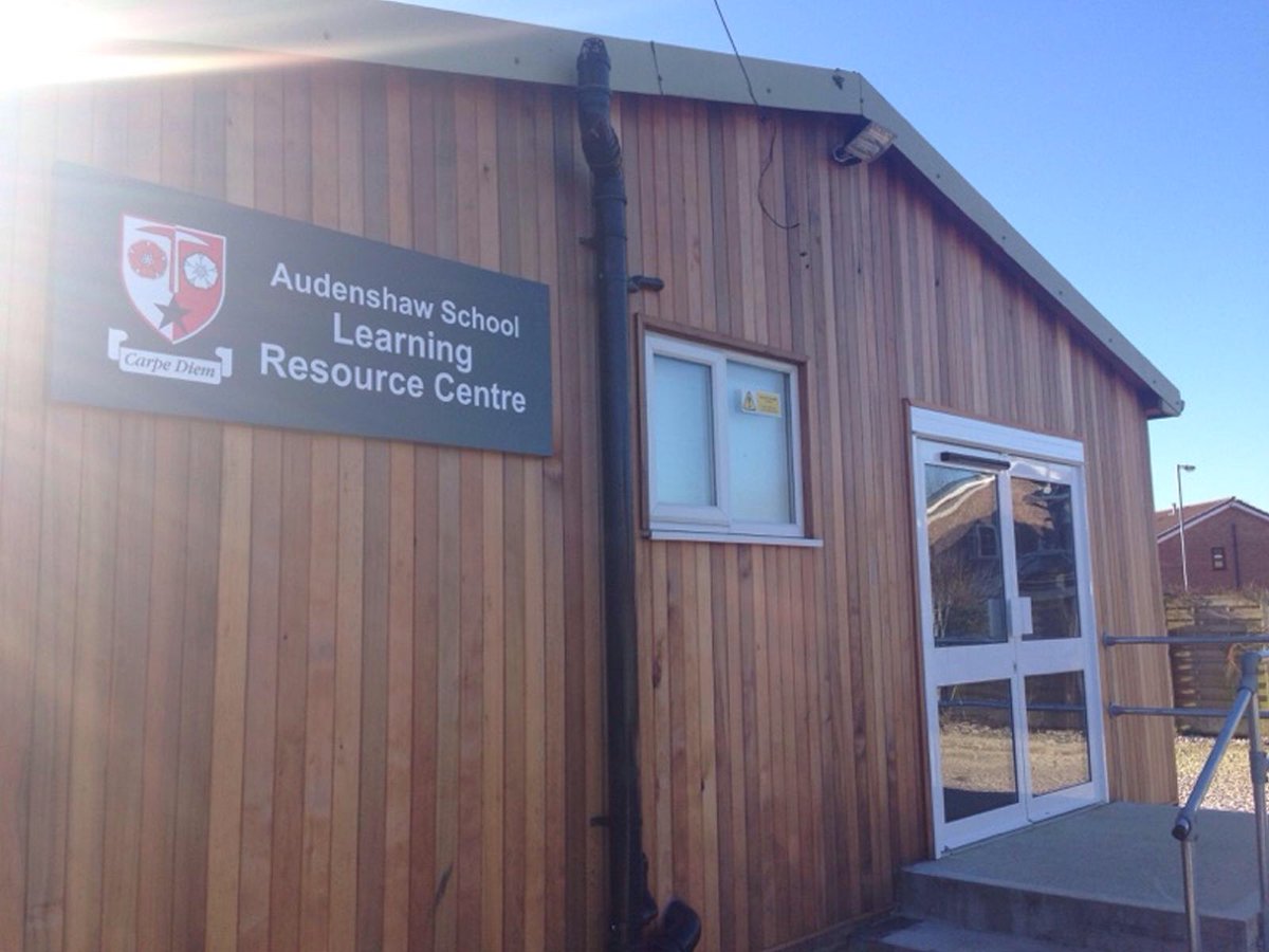 Free Space Optical Link Solutions - Audenshaw School Case Study 1
