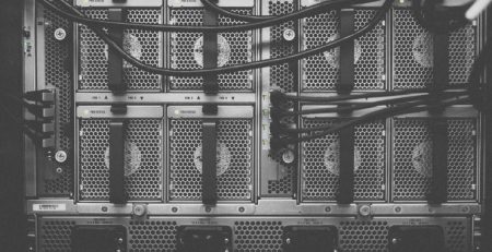: Pros and Cons of On and Off-Premise IT Solutions